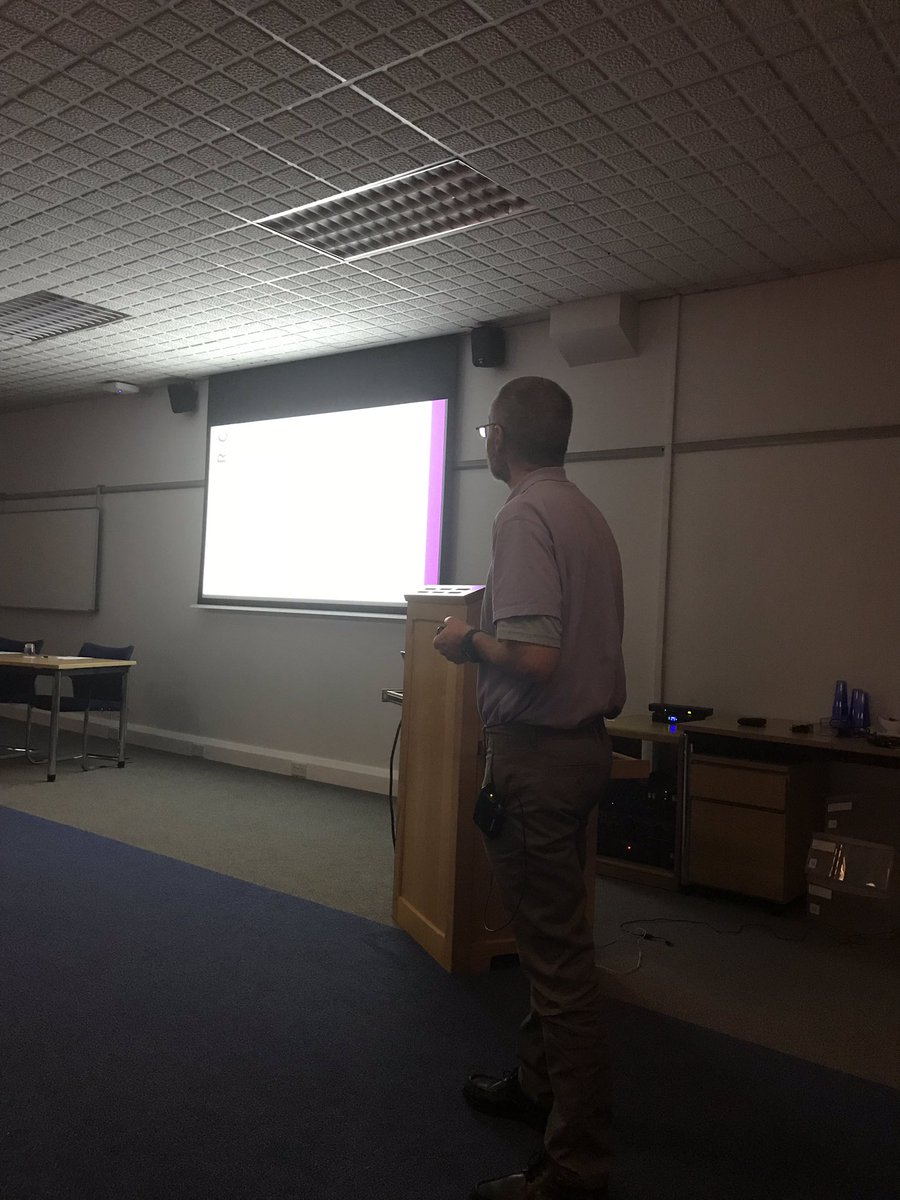 Prof David Connolly from <a href="/RoyalVetCollege/">Royal Veterinary College (RVC)</a> closing our joint #vetcardio and <a href="/samsocvet/">SAMSoc</a> meeting to discuss recent advances in our understanding of the effects of endocrine disease on the heart in veterinary patients.