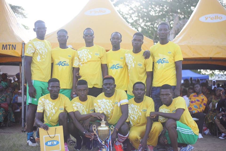 KobbyKyei_'s tweet photo. Awards presentation to the winners of the Beach soccer gala.
#Hogbe18 #MTNSeasonsofFestivals https://t.co/eWN63IXwbQ