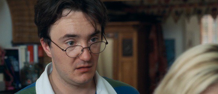 Dylan Moran is now 47 years old, happy birthday! Do you know this movie? 5 min to answer! 