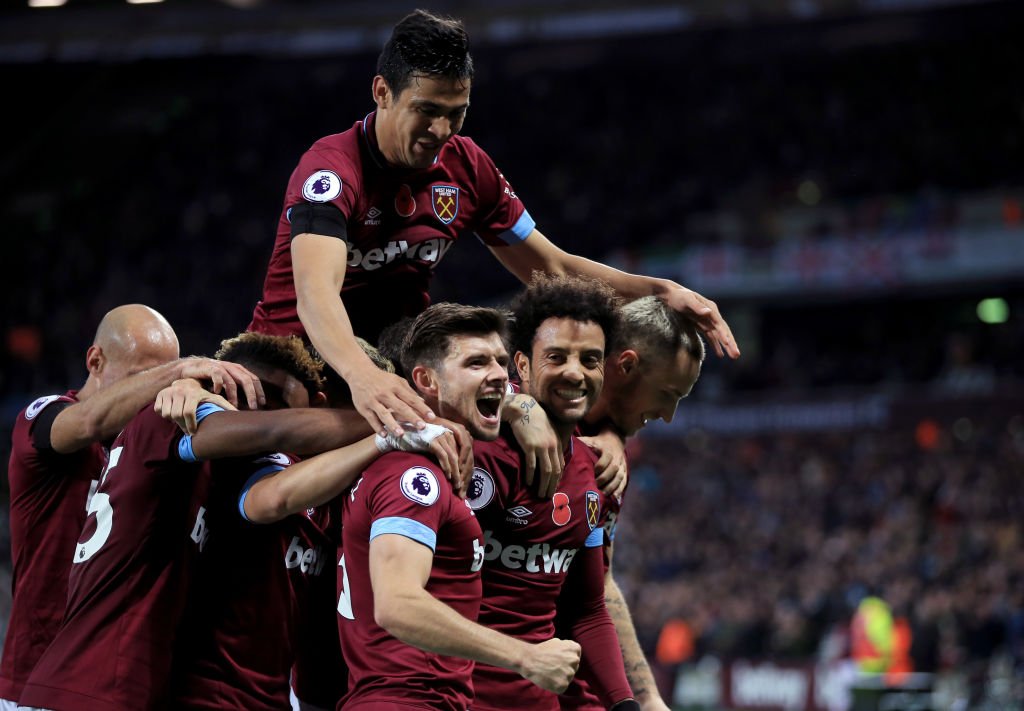 WestHam's tweet photo. Every West Ham fan right now... https://t.co/BhVpCiHiKV