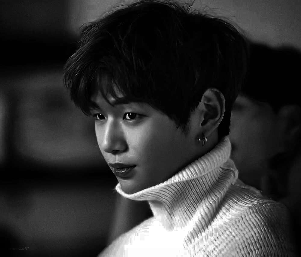 Mp_1011's tweet photo. ปล่อย..

#WannaOne #KangDaniel https://t.co/uQbL8wyCgm