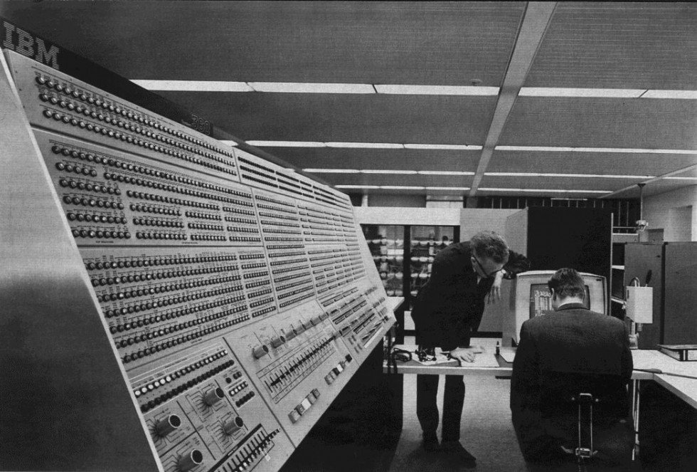 jatustein's tweet image. IBM System/360 model 91 at NASA’s Goddard Space Flight Center 
#IBM #NASA #GoddardSpaceFlightCenter  #Technology #Vintage #USA