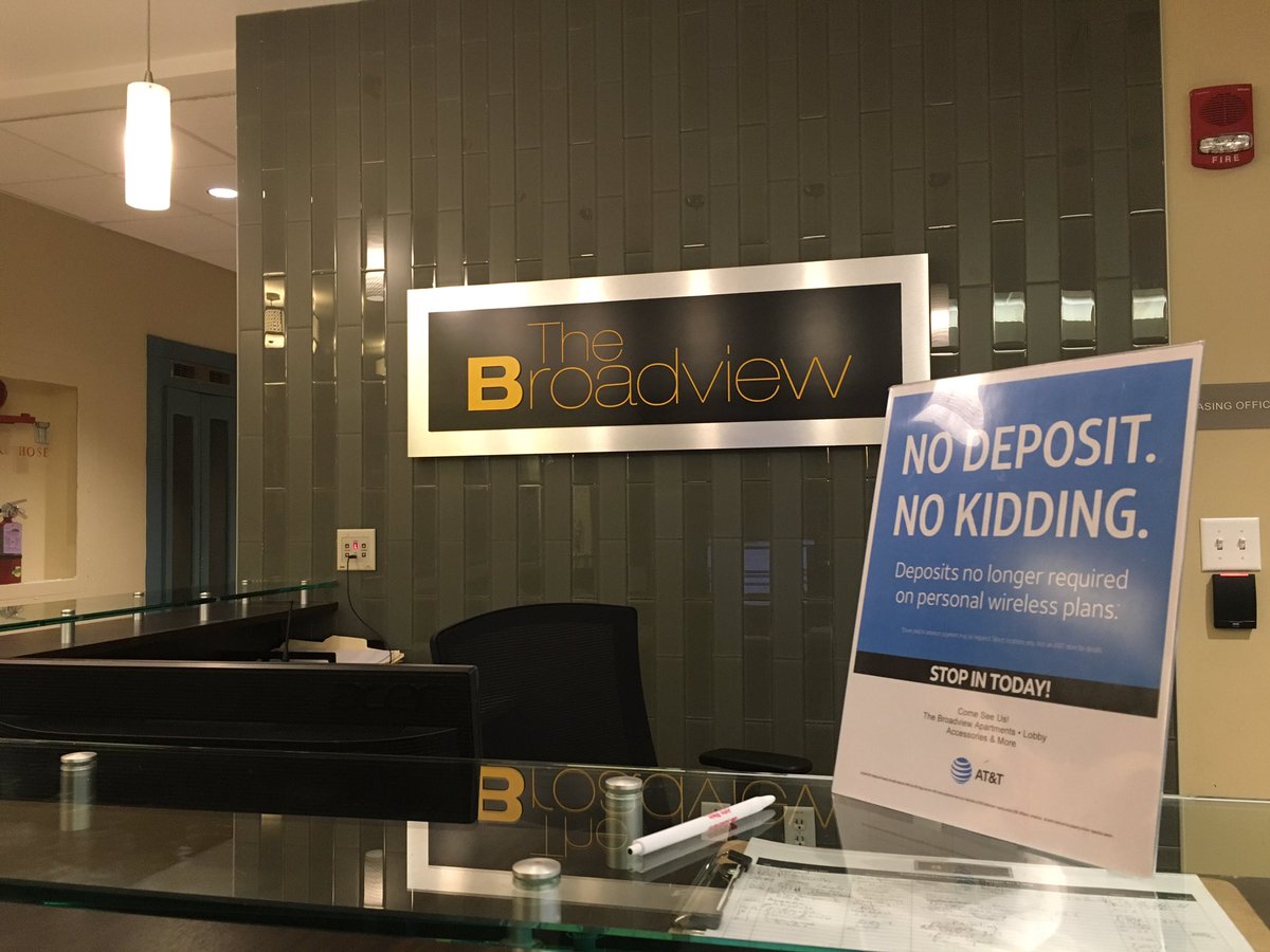 At the Broadview yesterday, they want me to come back 🧞‍♂️#TheGenie