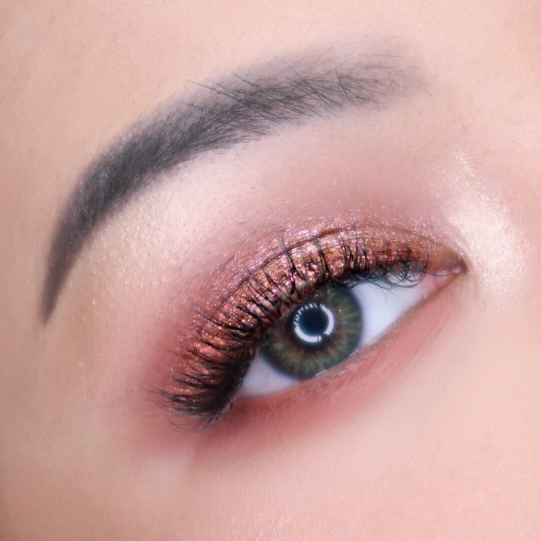 vvalentinesx's tweet photo. สายชมพูละมุน จัดไปแบบจบๆทีเดียวๆ Huda The New Nude Palette แต่ละสีละมุนนีที่สุด💕💖🌸 มาครบชมพูตุ่น อมคอรัล อมแดง อมม่วง รวมๆแล้วสวยทุกสี กลิตเตอร์ก็สวยมากกกกกก พิกเมนต์แน่นลืมตาทสไตล์แบรนด์ๆ 2,635 บาท เข้า Sephora แล้วจ้า https://t.co/EBZcKprm9p