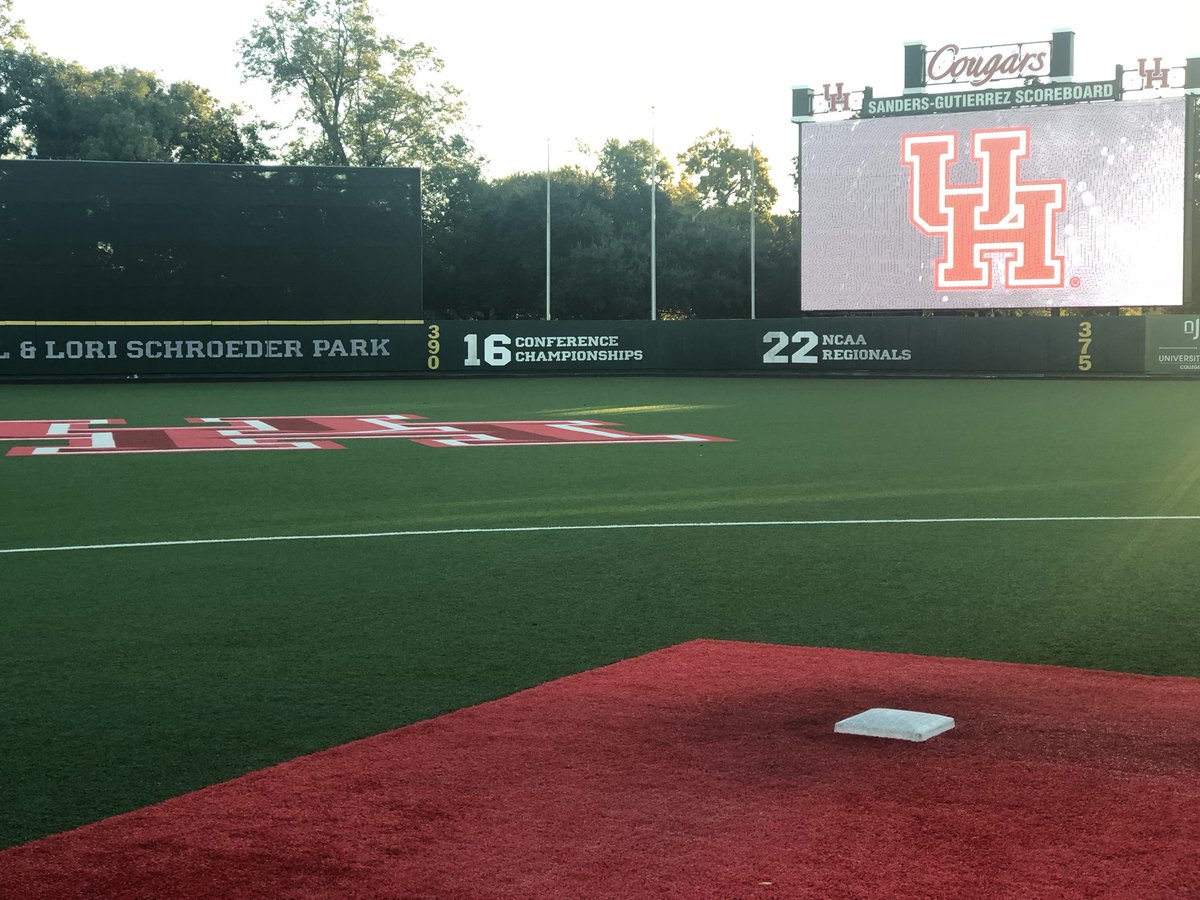 Cable_VT's tweet photo. We are very proud to have this opportunity to do the testing & analytics for the @UHCougarBB evaluation camp! Let’s get it, boys!
#NSCbaseball #Cougars #Houston #UofH #TheCircuit #GetSeen #humbabe https://t.co/0Xr1PDQPtO