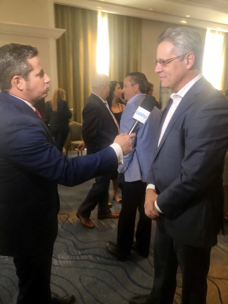 eruizdp's tweet photo. @SFLHCC 24th Annual Sunshine Awards. Congratulations on another magnificent event for the SFL business community. @SaulEwing https://t.co/VGo1na12Yt