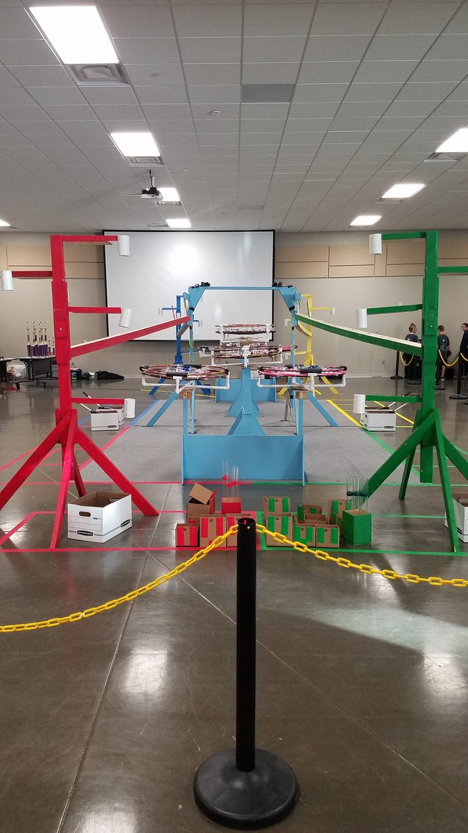 auburnengineer's tweet image. Field is set up and ready to see all the amazing robots these teams have come up with. #Thanks2BESTRobotics @Robocats409