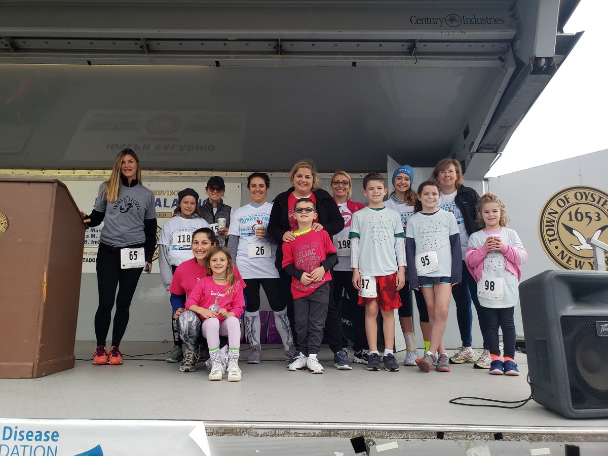 CEOatCDF's tweet photo. @CeliacDotOrg The Winning Fundraising Team Captains. 2018 NY Turkey Trot For A Cure #celiac https://t.co/3xXA6ugb3D