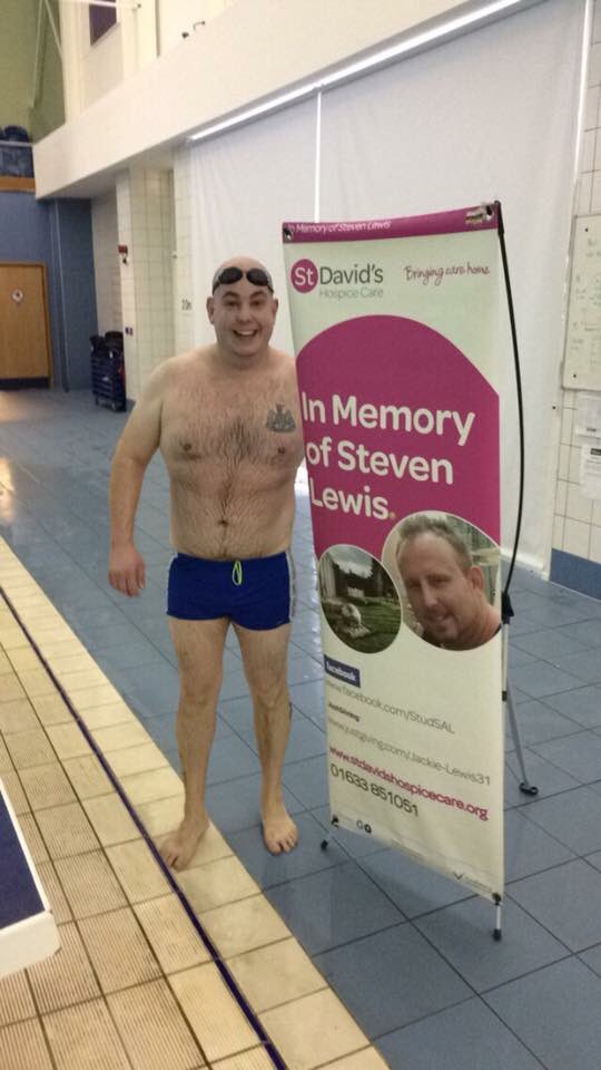 <a href="/chrispevans1/">Chris Evans</a> @2250SMM <a href="/SDFHC/">St Davids Hospice</a> <a href="/HopkinsSarah/">Sarah Hopkins</a> <a href="/RayRb1974/">Ray Bird</a> Still ploughing through the water 7 swimmers for 6 hours to raise money for St David’s Hospice. 👏👏👏👏👏👏👏 #brightbluebelles