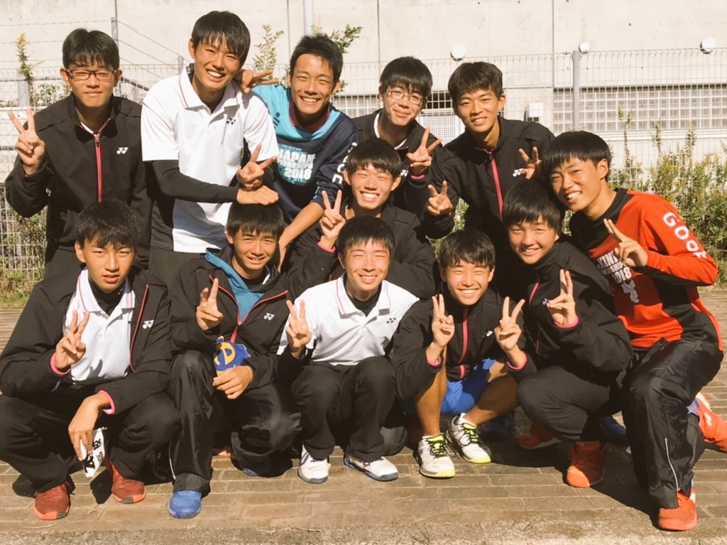 hibiki_O2O7's tweet photo. 新人戦お疲れ様でした
辞める人おってかなり悲しいけど最後まで頑張ります https://t.co/PggzNGT1kw