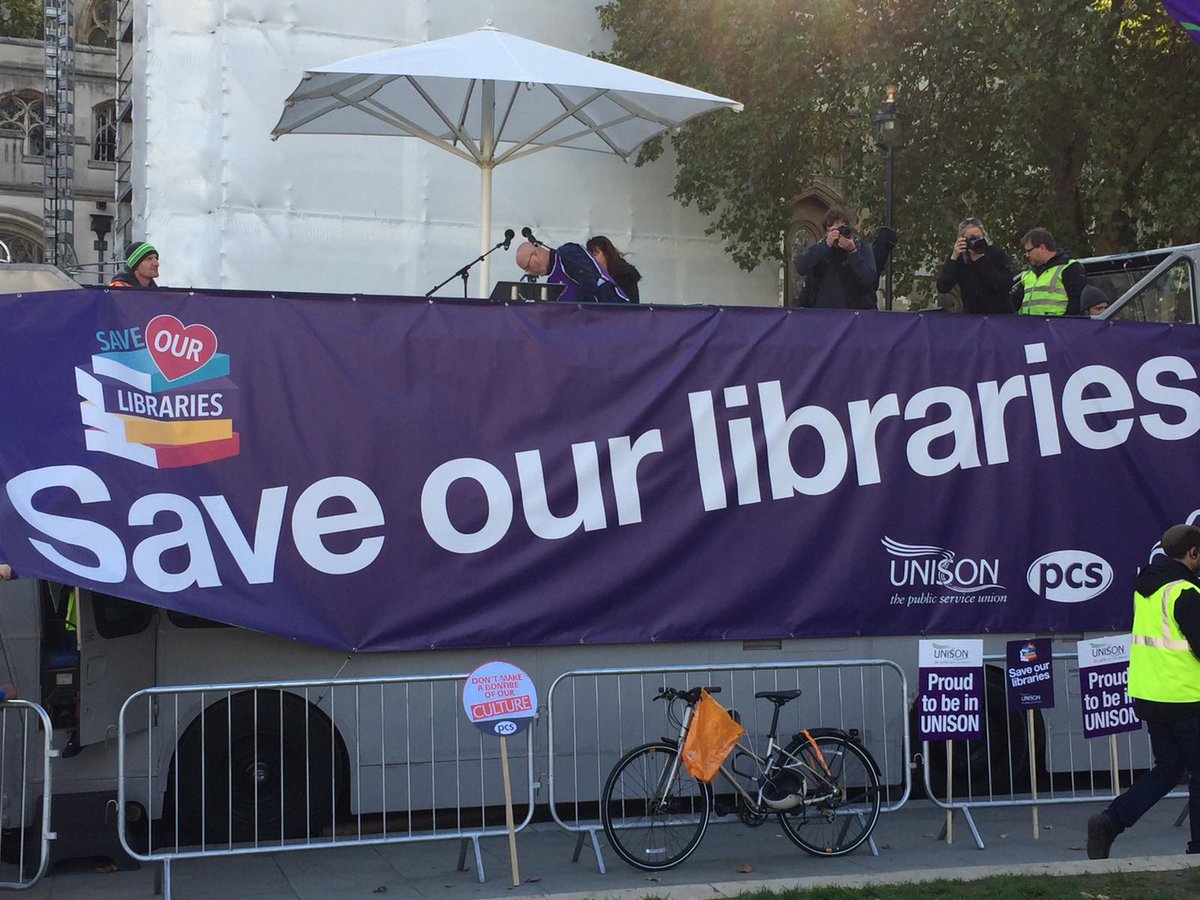 ProspectBL's tweet photo. A few more photos from the middle and the end of the national #saveourlibraries #Museums & #culture demonstration in London! #mylibrarybyright #libraries #highfiveheritage https://t.co/3GRPppweMy
