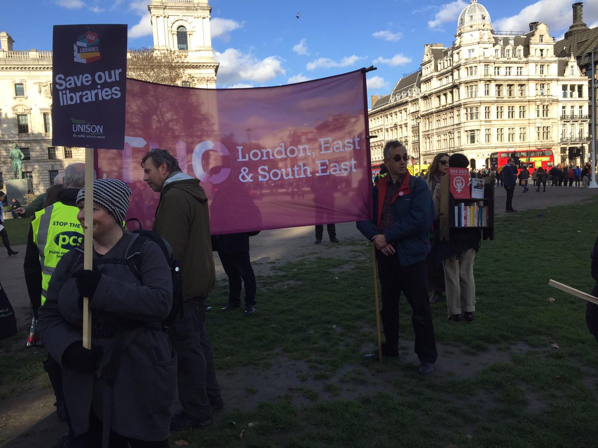 ProspectBL's tweet photo. A few more photos from the middle and the end of the national #saveourlibraries #Museums & #culture demonstration in London! #mylibrarybyright #libraries #highfiveheritage https://t.co/3GRPppweMy