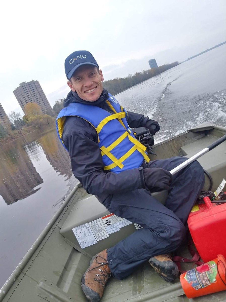 canuinc's tweet photo. Notre épreuve sur l'eau, puissante expérience pour le #DéveloppementDuLeadership et le #TeamBuilding pourrait se rapprocher du centre-ville de #Montréal en 2019. Nous étions en reconnaissance ce jeudi. Vous savez-où? #IncarnerLaPerformance #PourEtreBonIlFautEtreBien https://t.co/DK4a8VUbWV
