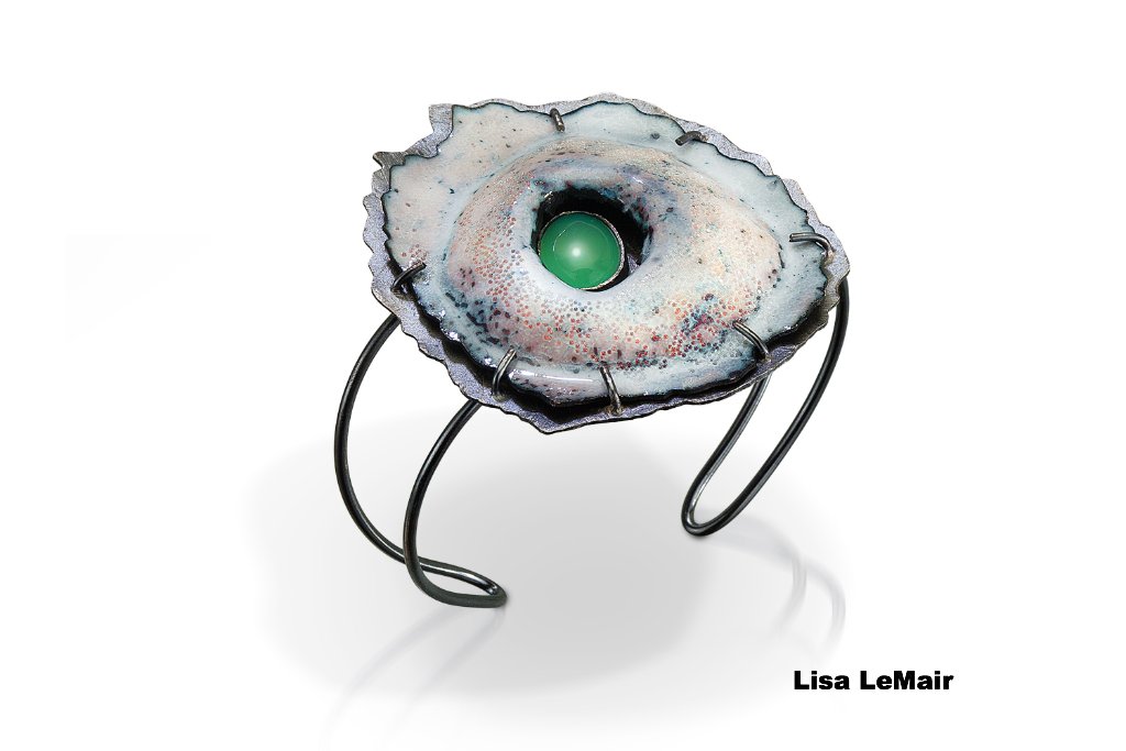 It's DAY 2 of #CarolinaCraft18 at <a href="/Raleigh_CC/">Raleigh Convention Center</a>! Don't forget, online tickets are $7 vs $10 in-person. Buy now! carolinaartisancraft.com