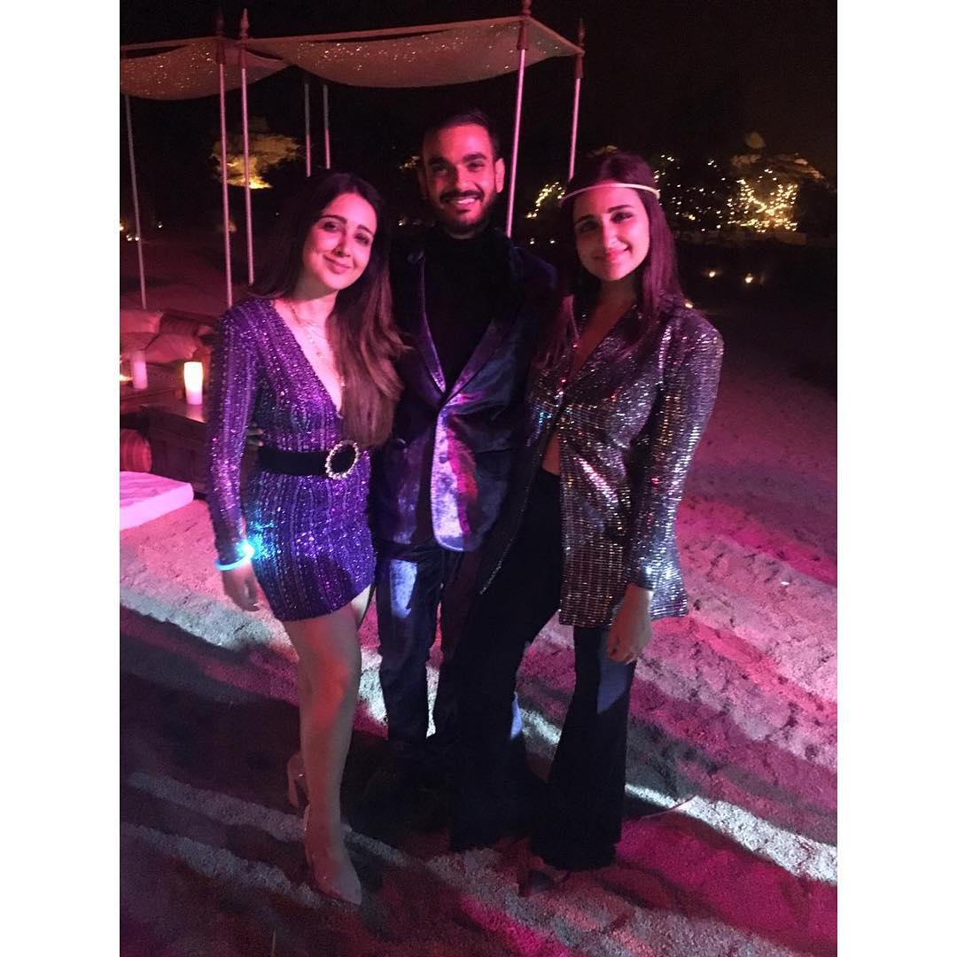 ParineetiChopra's tweet photo. Desert डिस्को! 🌵💥 #SanjPickedABeri https://t.co/XI48HW2V5M