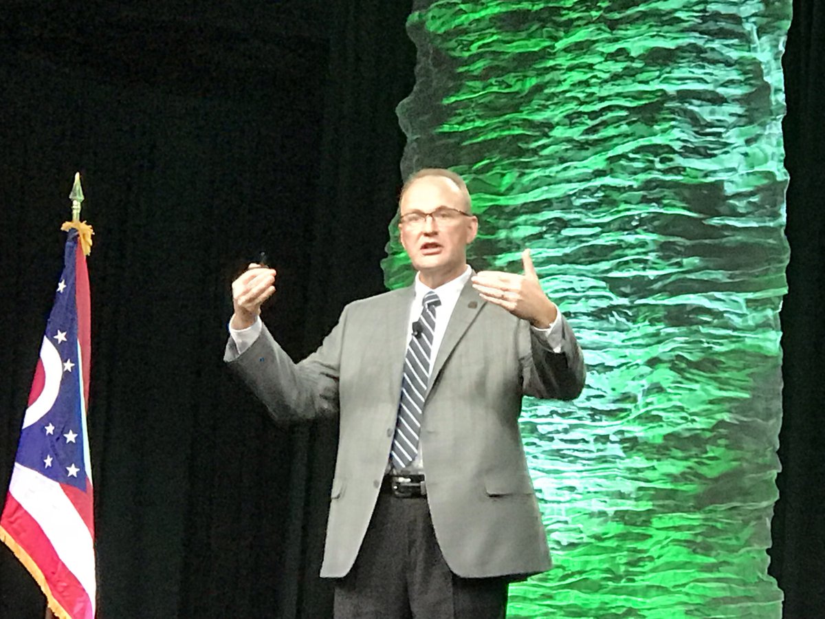 Ron_on_RON's tweet photo. Beef owns taste- and taste is still king to most consumers- so says Mark McCully with Certified Angus Beef at the 2018 American Angus Convention #AngusConvention https://t.co/y3PCjprMOu