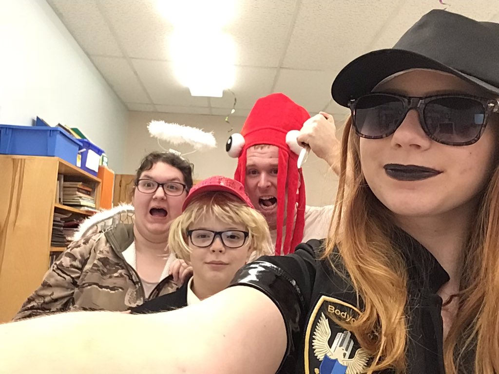 BradyTurnerNL's tweet photo. SPAG Halloween! #HalloweenFun #CerealKillerSquid #Killamari https://t.co/4b1qDrK0yA