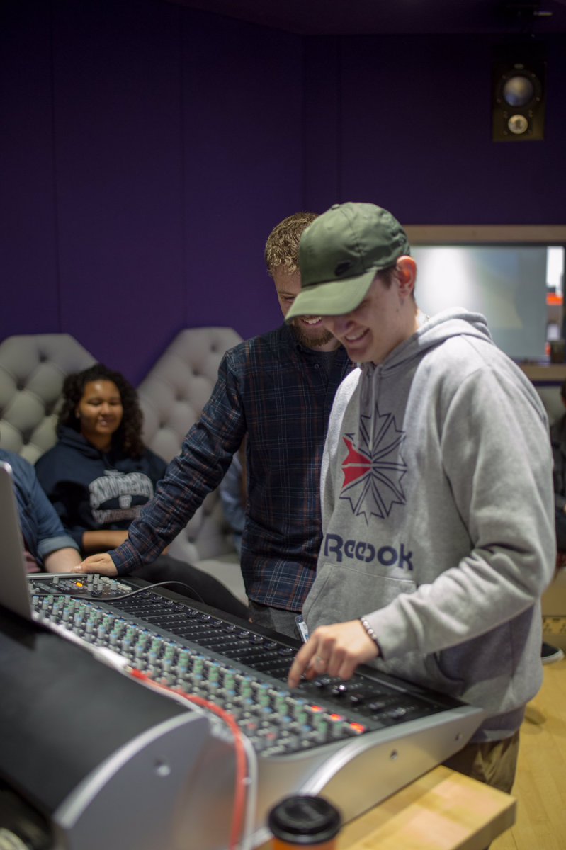 UoWMusic's tweet photo. A great day with Sam from @solidstatelogic yesterday! Students loved the #analogue #outboard and #500series units! Thanks Sam! https://t.co/3NE8qXCyNw