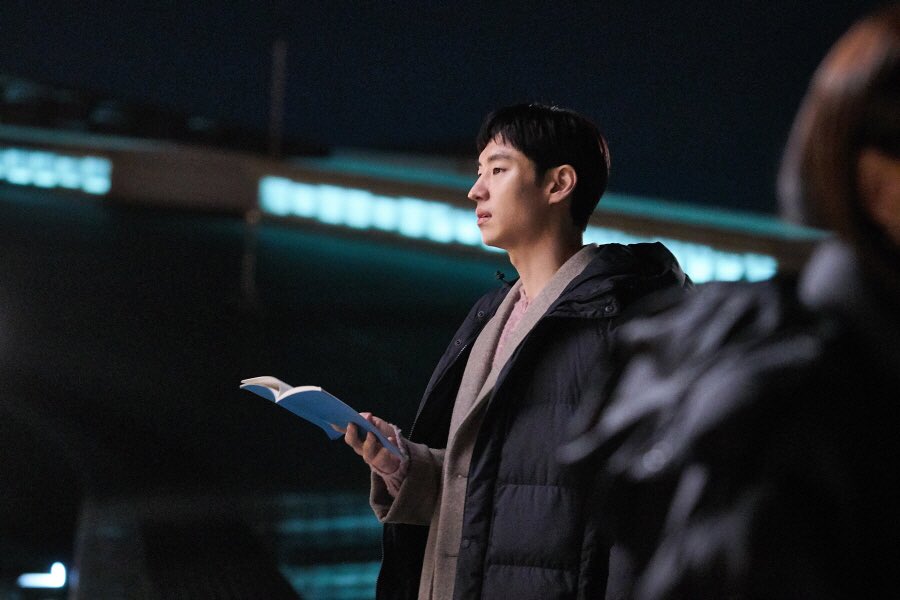 DrFcDugXQAINPIy.jpg:large