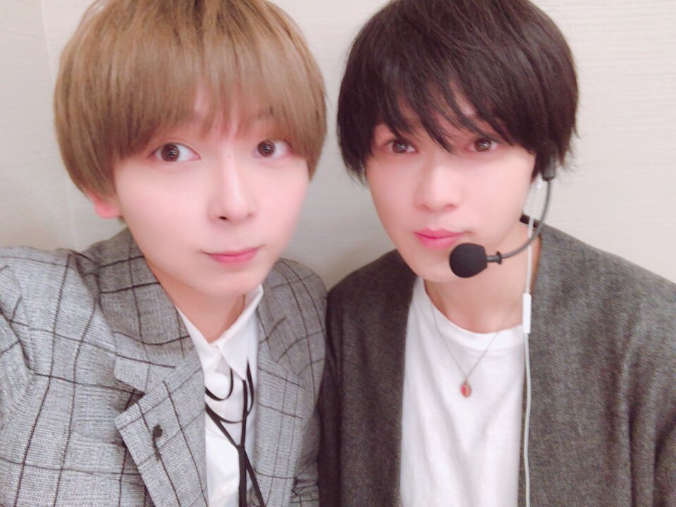 fude_sakigake's tweet photo. せっかくなので、他に撮った写真も載せてみます〜。
たいせいくん顔ちっちゃ！だいちゃん足ながっ！って思った1日でした。笑 https://t.co/VtsNHrVchC