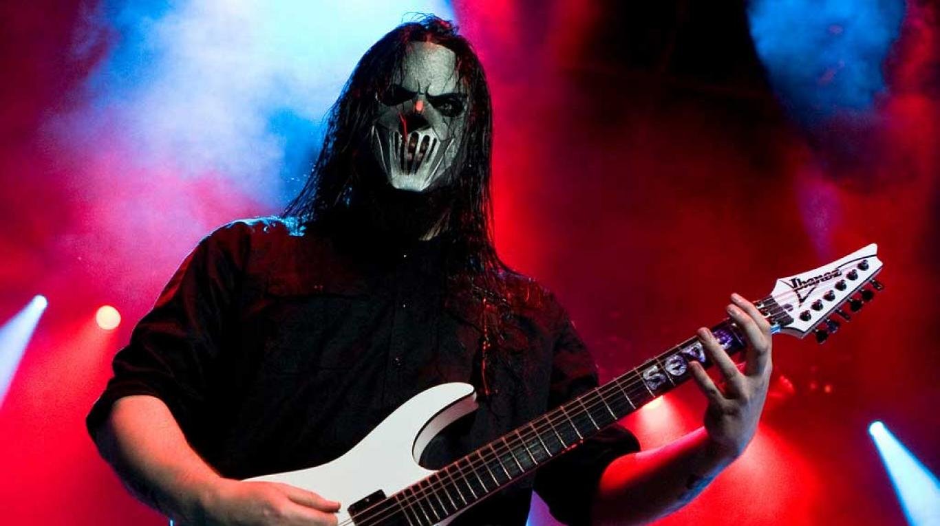 Happy Birthday ! Today Mick Thomson meets 45 years  