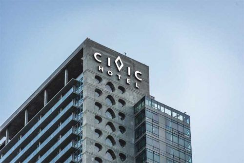 Troy Hibbs of @TDHSigns discusses the installation of Western Canada’s highest sign buff.ly/2zlN3bF