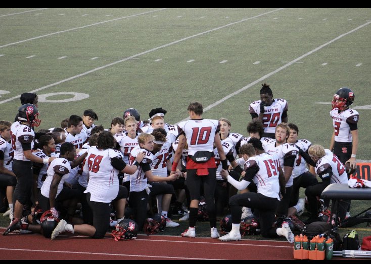 clapsaddle04's tweet photo. “You and yours vs me and mine” #Family https://t.co/YHU4msw1EJ