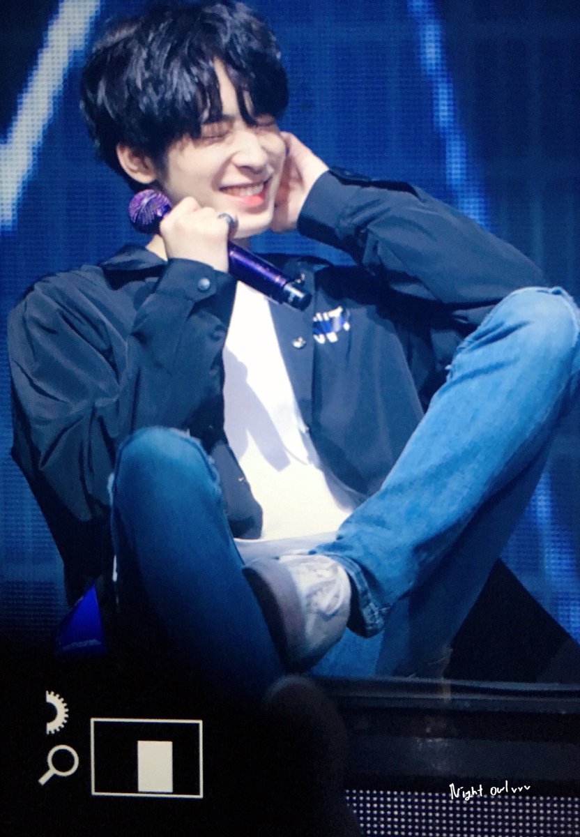 changeupbysvt's tweet photo. these two pictures alone will get me through my whole life https://t.co/7kjK9cxWJZ
