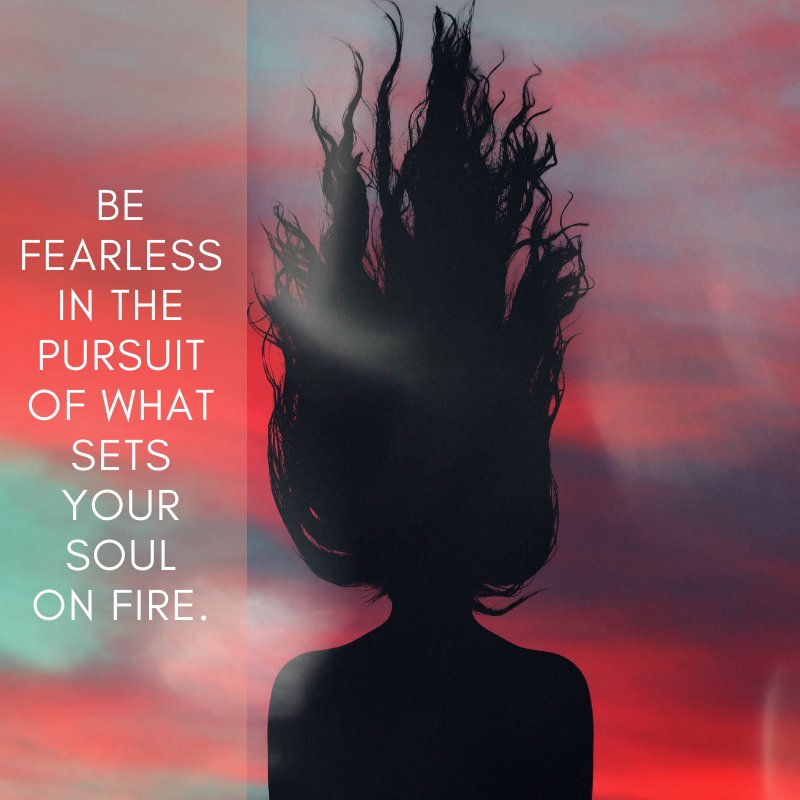 BE FEARLESS IN PURSUIT OF WHAT SETS YOUR SOUL ON FIRE | What sets your soul on fire? 
.
#yoga #yogalife #gratitude #blessed #thankful #noheatcurls #hairhacks #hairhack #hair #organicbeauty #organic #easyhairstyles #authentic #CharlieCurls #inspirational CharlieCurls.com