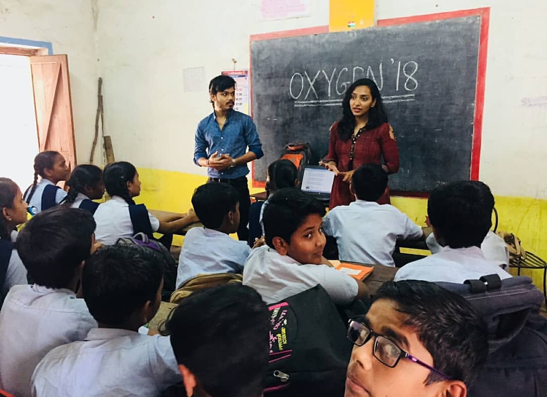 twinklef_india's tweet photo. Twinkle Foundation always focused on youth empowerment as youth is the future. Twinkle started 'The Oxygen' project in low income schools of Nagpur in Sept 2017. The Kids were taught about leadership skills, addictions, gender equality and various such issues. https://t.co/ToVBsQbS8w