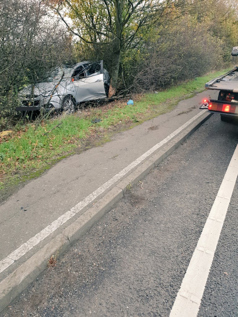 NP_PC1604's tweet photo. Currently at a two vehicle RTC on the #A43 near to #Tiffield. Expect slight delays whilst we deal and recover the vehicles! https://t.co/uruGTYMgo2