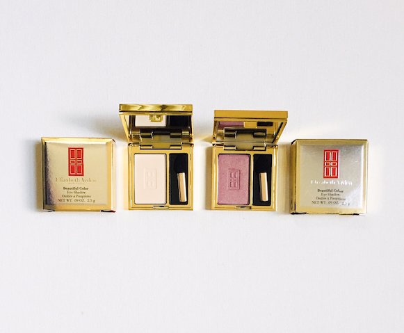 davelackie's tweet photo. It's Boxing Day in Canada so I'm giving away these classic Arden Beautiful Colour Eyeshadows: Bone and Golden Orchid. To enter, follow @davelackie &amp; RT https://t.co/w9cZdp2l3Y