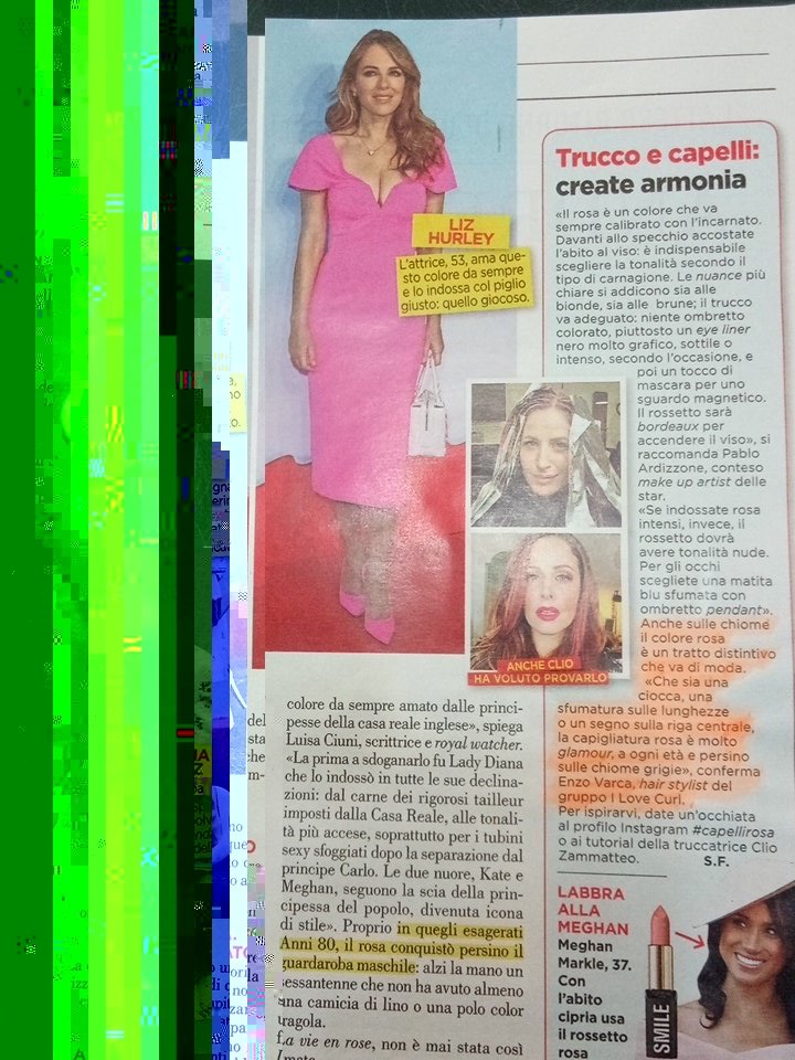 enzovarca's tweet photo. Pantere rosa, anche sui capelli, @enzovarca @OGGI_online #enzovarca #enzovarcagroup #capellirosa https://t.co/SnW96OGX0S