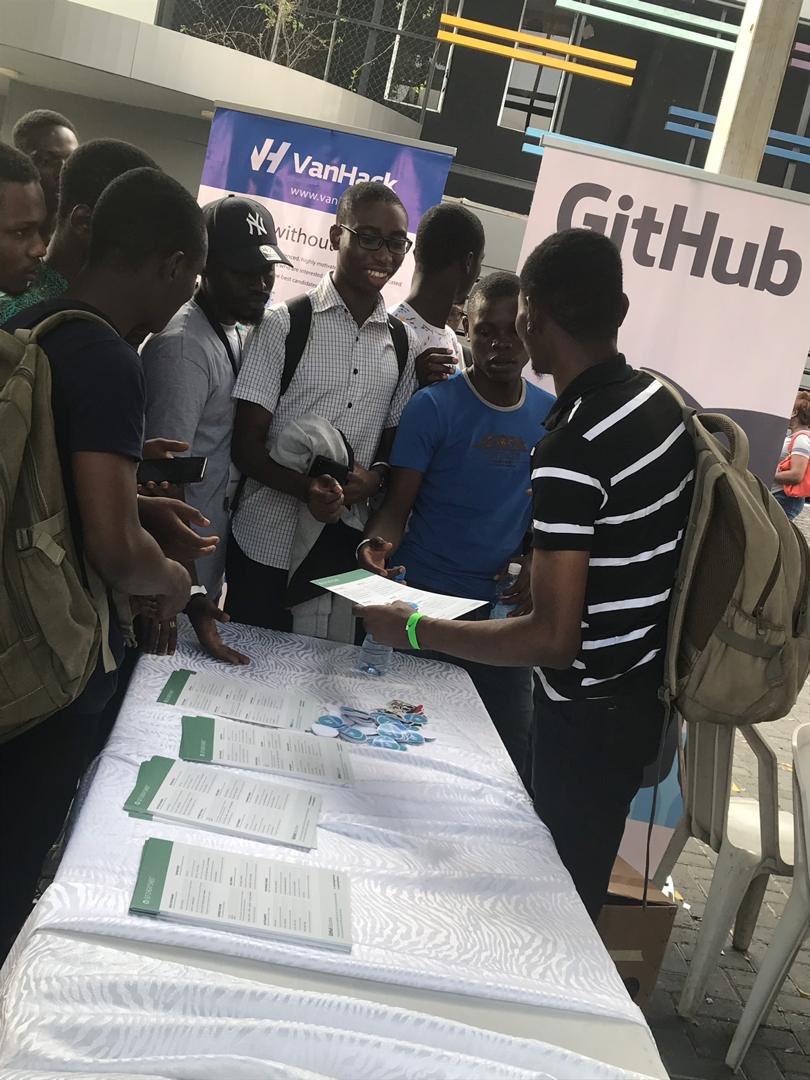 Ingressive4Good's tweet photo. Weβre here at the #GDGDevFestLagos at the Zone Tech Park! https://t.co/OWSIn8OIiq