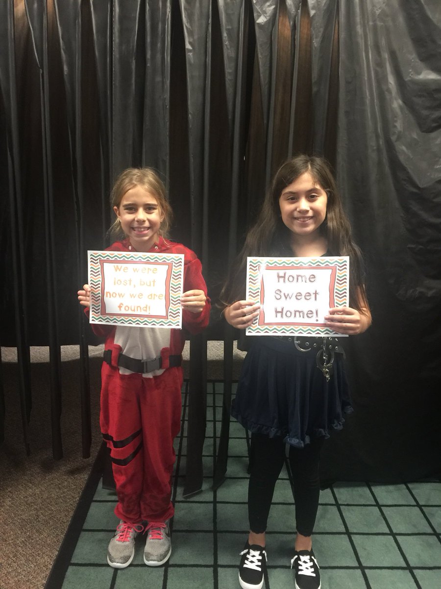 stacey_redwine's tweet photo. Room Transformation and Escape Classroom makes Halloween and practicing 2x2 multiplication tons of fun!! Teague Elementary 4th Grade. #pisdmathchat #pisdmath https://t.co/q2qSb3A1iB