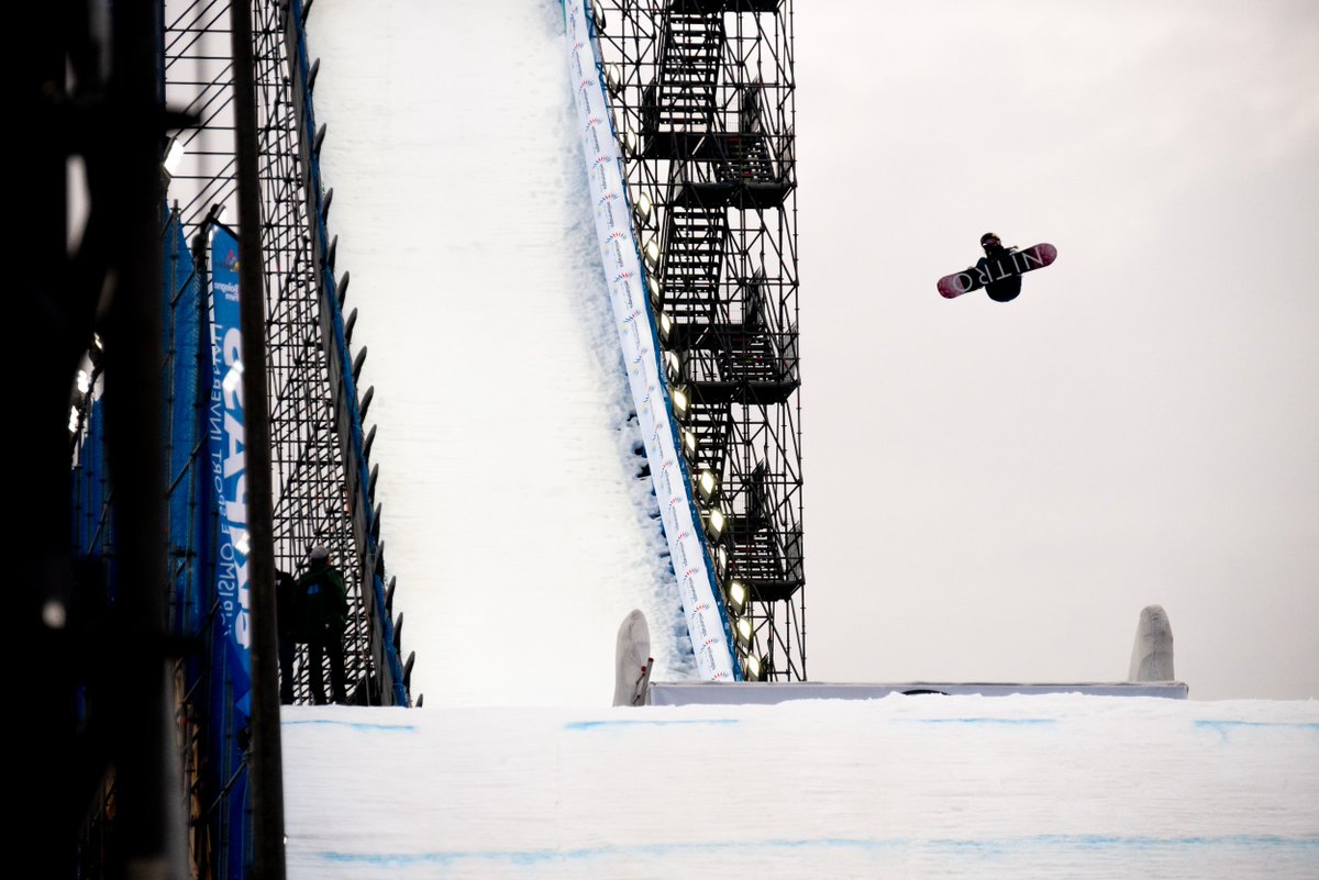 FIS Snowboarding tweet media