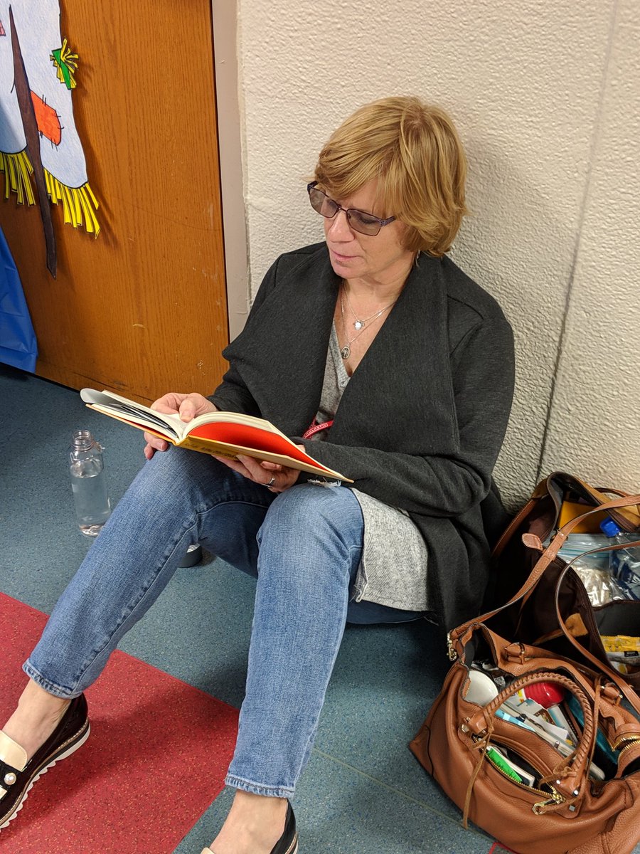 I spy @chrisp16  reading at <a href="/nerdcampli/">#nErDcampLI</a> #nErDcampLI