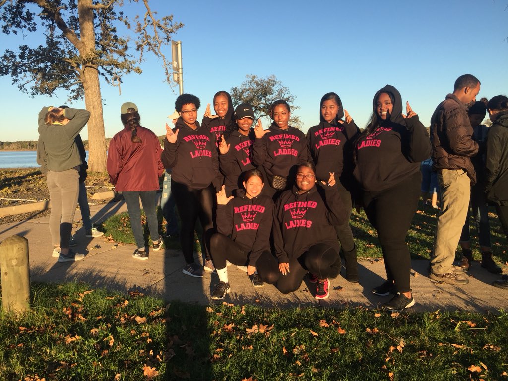 Refined_Ladies's tweet image. Refine Ladies giving back to Lake Somerville Park by planting trees🌱We Had So Much Fun 🌿GO GREEN #LSSPTakingroot #LSSP