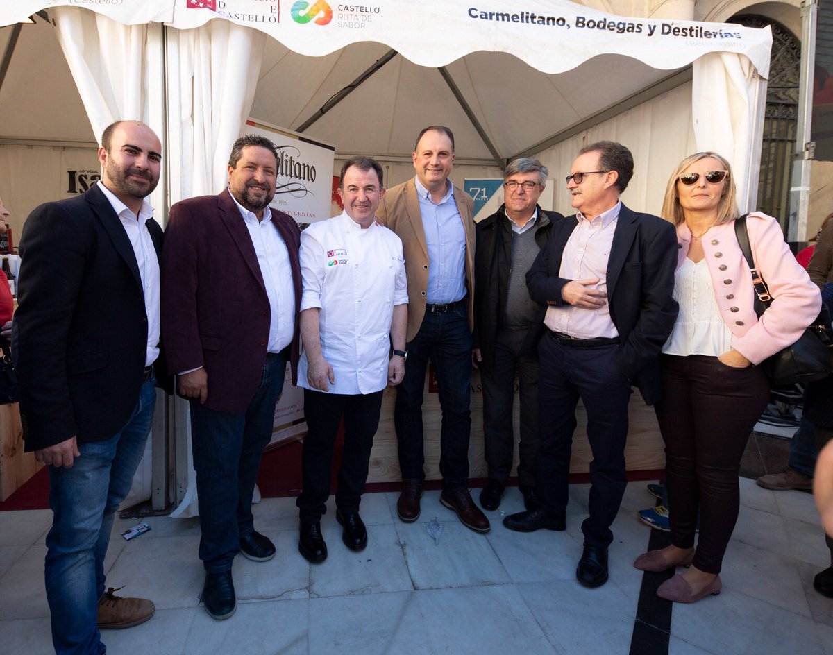 salvaaguilella's tweet image. Hoy con @Berasategui, 8 estrellas Michelin e imagen de Castelló Ruta de Sabor, en la inauguración espectacular Feria @CSRutadeSabor @dipcas que estará hoy y mañana en Plaza las Aulas. Cita ineludible,nuestros mejores productos te esperan #GastronomíaconEstrella #orgulldeCS