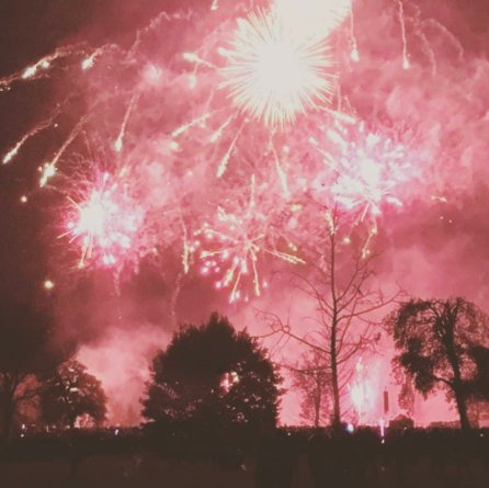 What a night it has been, such an amazing display!

Thanks to all that attended and made it such a great atmosphere 😊

#lambethfireworks #fireworkdisplay #bonfirenight #brockwellpark