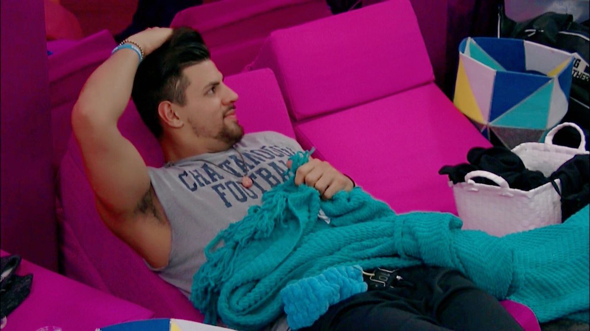 bbpostss's tweet photo. I can't wait to see this No Shave November look!🥰 #BB20 #bbfessy #Fayleigh @fessyfitness https://t.co/04CkkXWal5
