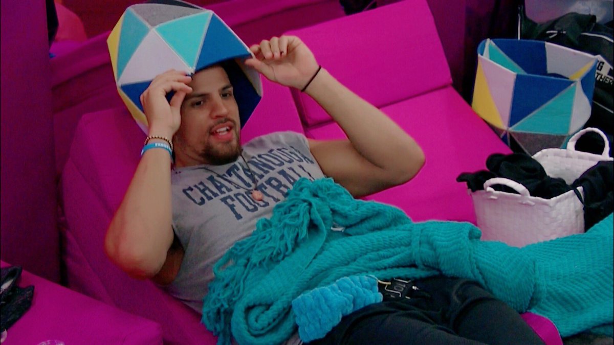 bbpostss's tweet photo. I can't wait to see this No Shave November look!🥰 #BB20 #bbfessy #Fayleigh @fessyfitness https://t.co/04CkkXWal5