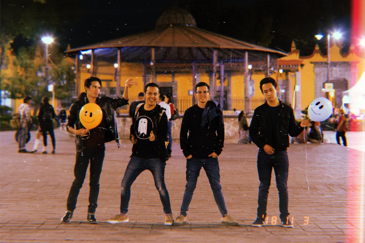 #TB a nuestro primer shooting para El Funeral de Mi Hámster hace dos años. Puedes ver más en nuestras historias destacadas de instagram: instagram.com/holakevinmx/?h…