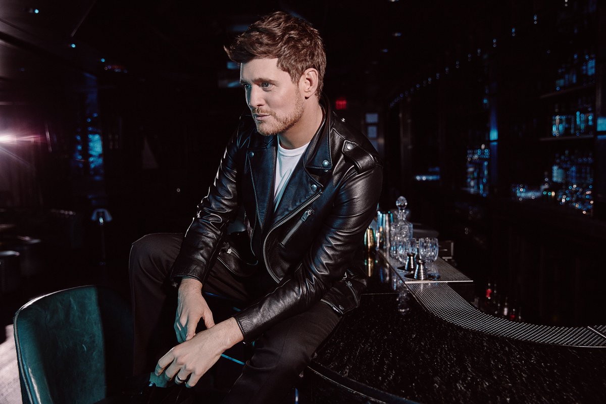 MichaelBuble's tweet photo. How long have you been a #MichaelBublé fan? New music coming soon ❤️ https://t.co/islZrK1RES