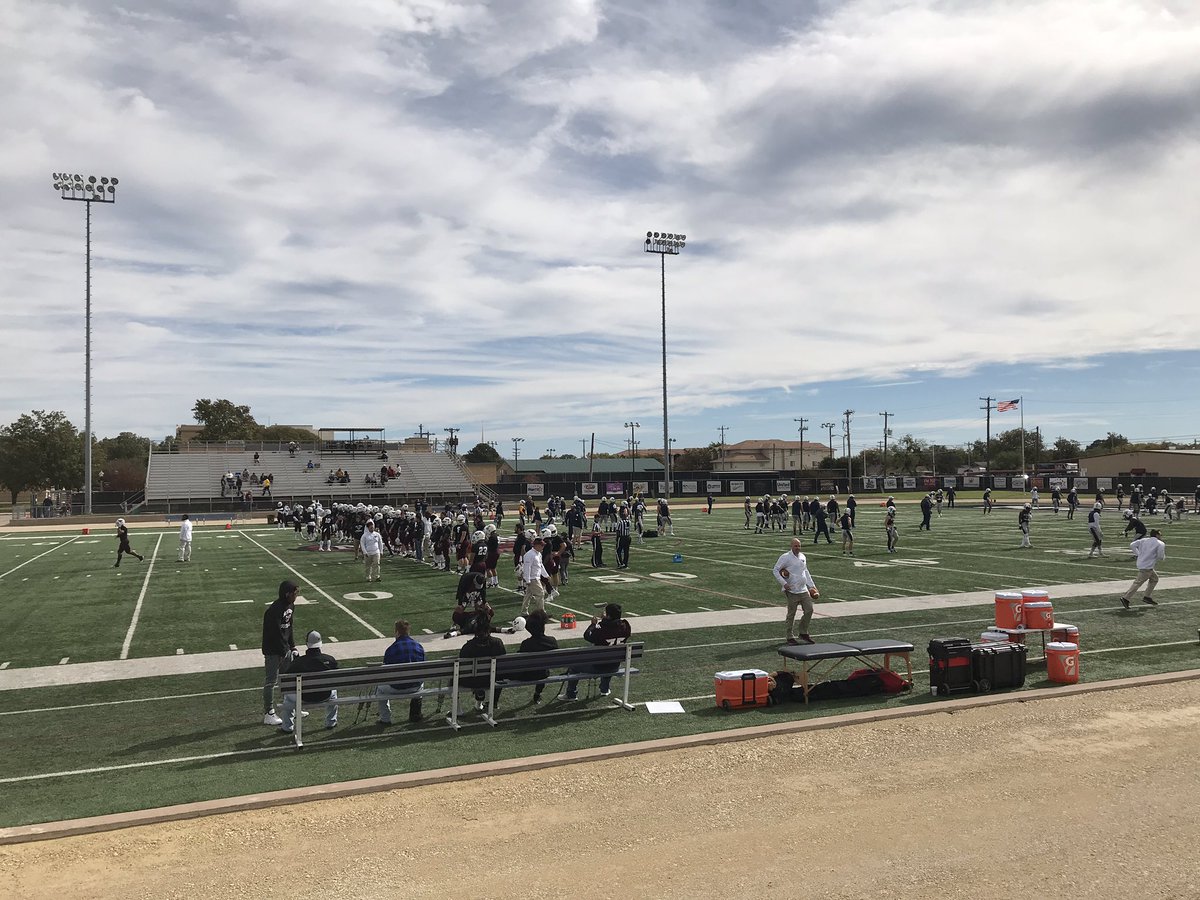 writeon_Q's tweet photo. The @McMurryFootball @mcmsports home finale will begin in just over 30 minutes. Iβll be giving periodic updates throughout todayβs game against @ETBU_Football #ASCfootball #D3football https://t.co/1MtFjtKXDC