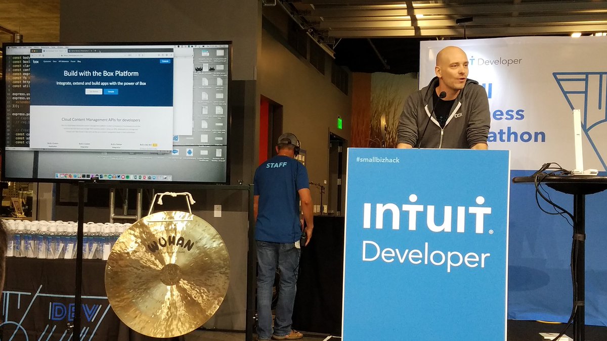 Wanna help #smbs manage data more easily? <a href="/jcleblanc/">Jonathan LeBlanc</a> from <a href="/BoxPlatform/">Box Developers</a> shows our #hackers how to do it this weekend at #smallbizhack