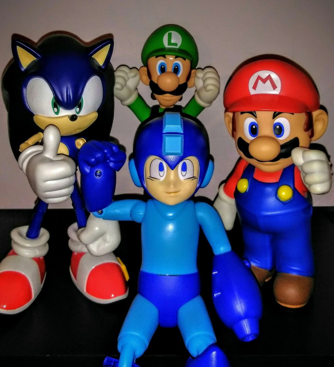 mega man deluxe figure