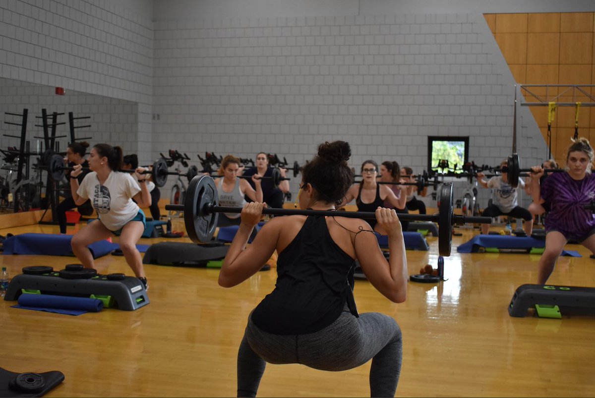 ICCampusRec's tweet image. Just a reminder that we offer fitness classes on Sunday! Join us tomorrow for BODYPUMP from 5-5:45pm or for some Zumba from 6-6:45pm! 🕺🏋️‍♀️💃 #ICFit #ithacacollege #bodypump#zumba