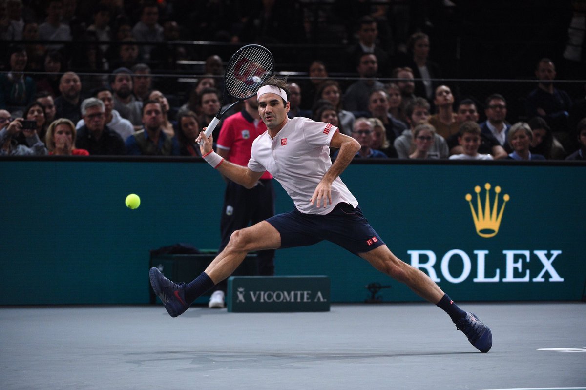 What an incredible match from both players. It’s Djokovic who edges past Federer in the Paris Masters semifinals 7-6 (6) 5-7 7-6 (3) in 3 hours 2 minutes. 📸 ATP