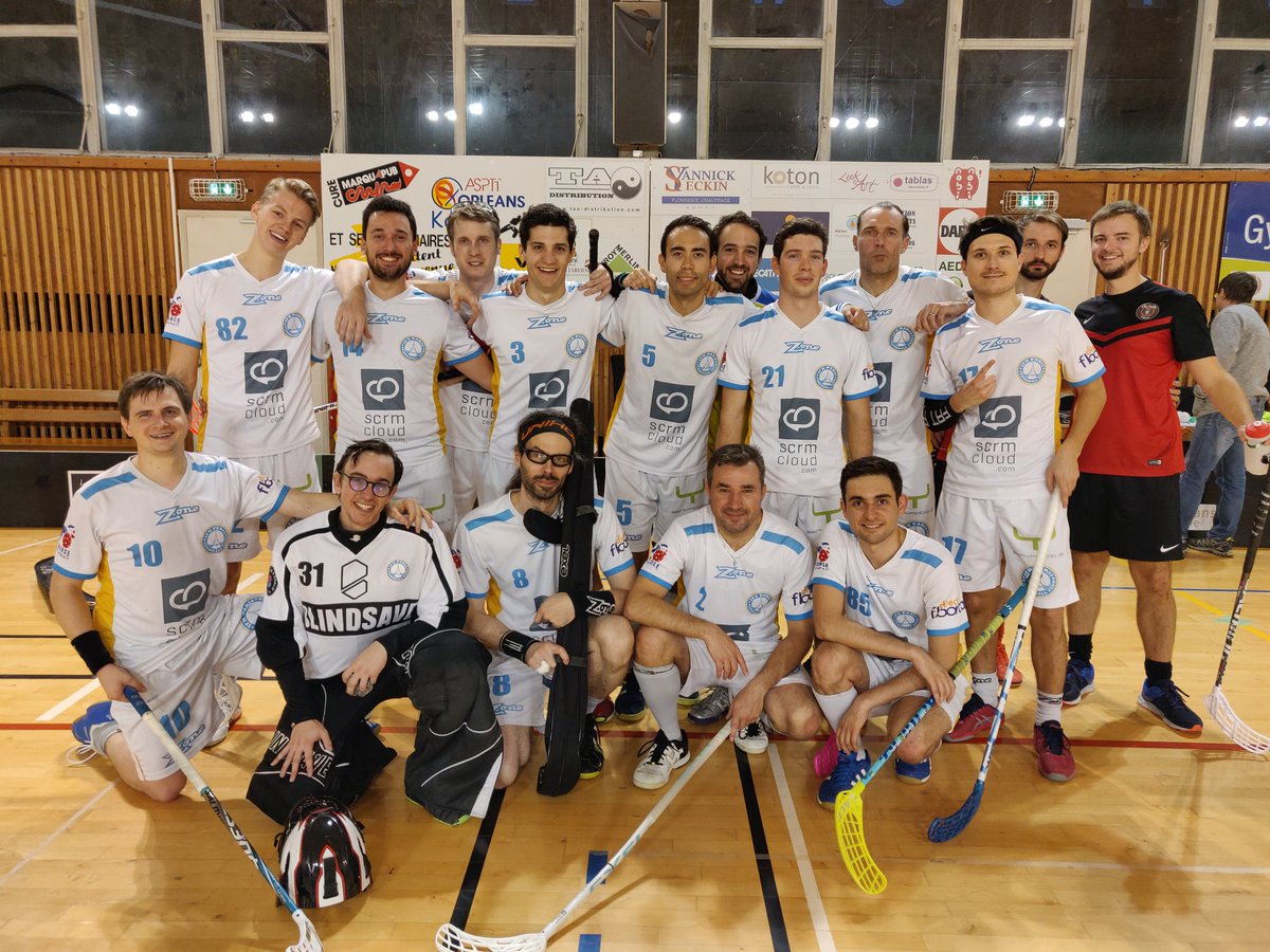 IFKParis's tweet photo. Le week-end commence bien!

@IFKParis 2 vs. Grizzlys ➡️ 5-4

La 1ère partie du match aura été a notre avantage, la 2nde aux Grizzlys qui ont poussé jusqu'au bout avec un dernier but à 1s de la fin!

Buts: Tibo, Oli, Erwan, Manuel, Pierre-Alain
Assists: Oli x3, Nick

#GoIFK 🔶🔷 https://t.co/QEVuqXRpo3
